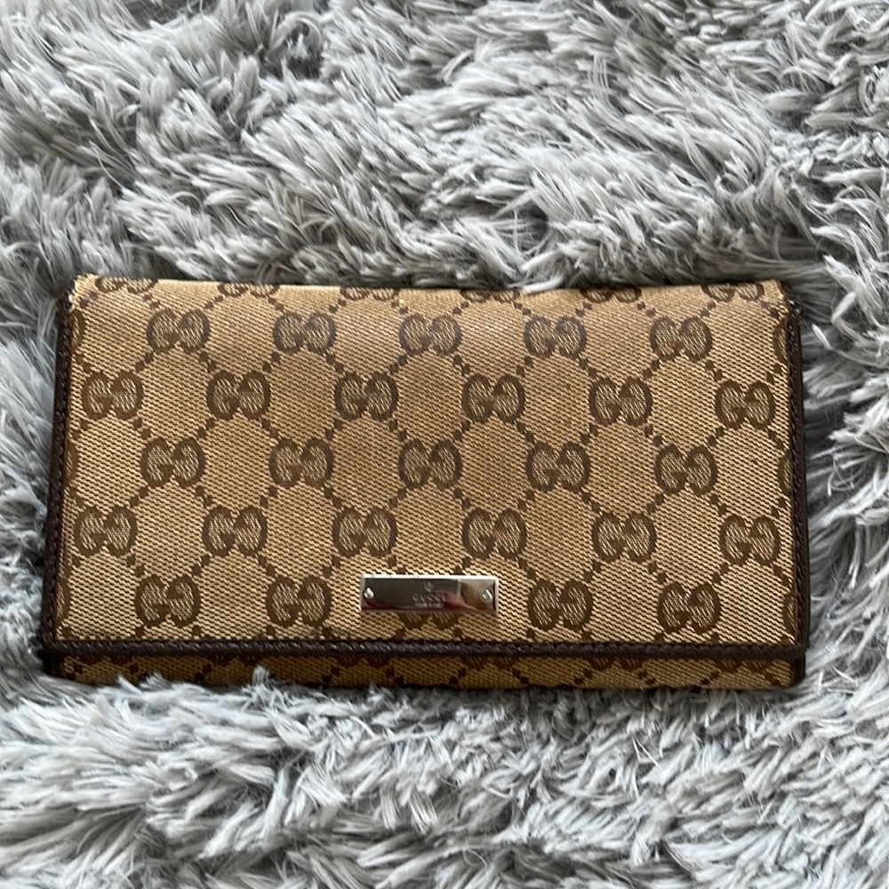 Gucci wallet
